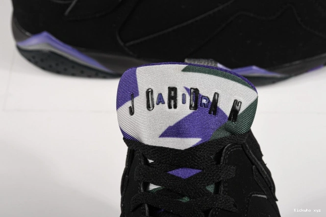 304775-053 7 Air Retro Jordan Allen Ray Bucks 0519